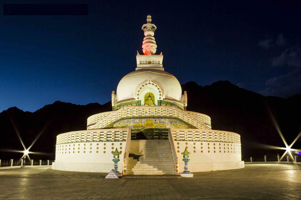Travellers House Hotel Leh Exterior photo
